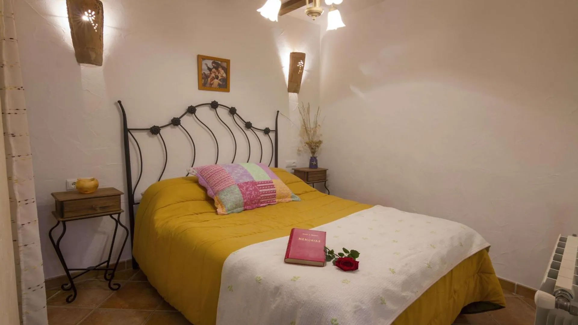 Romantic House For 2 Or 4 People With Jacuzzi Laroya Holiday home