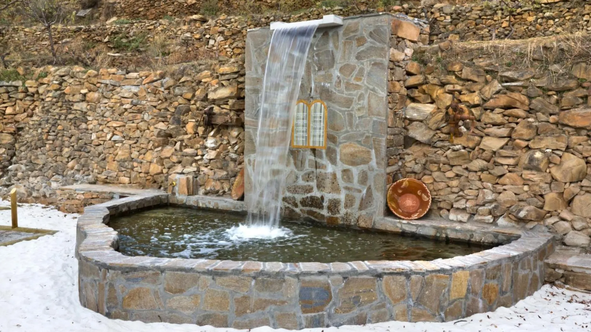 Romantic House For 2 Or 4 People With Jacuzzi Laroya 度假居